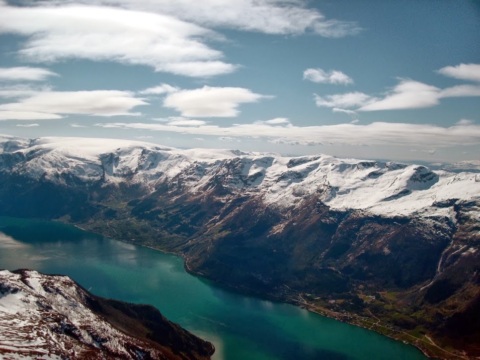 Sørfjorden and Folgefonna Glacier.  © Øystein D. Dagestad